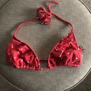 WildFox ‘Heart Ruffle’ bikini top in pink